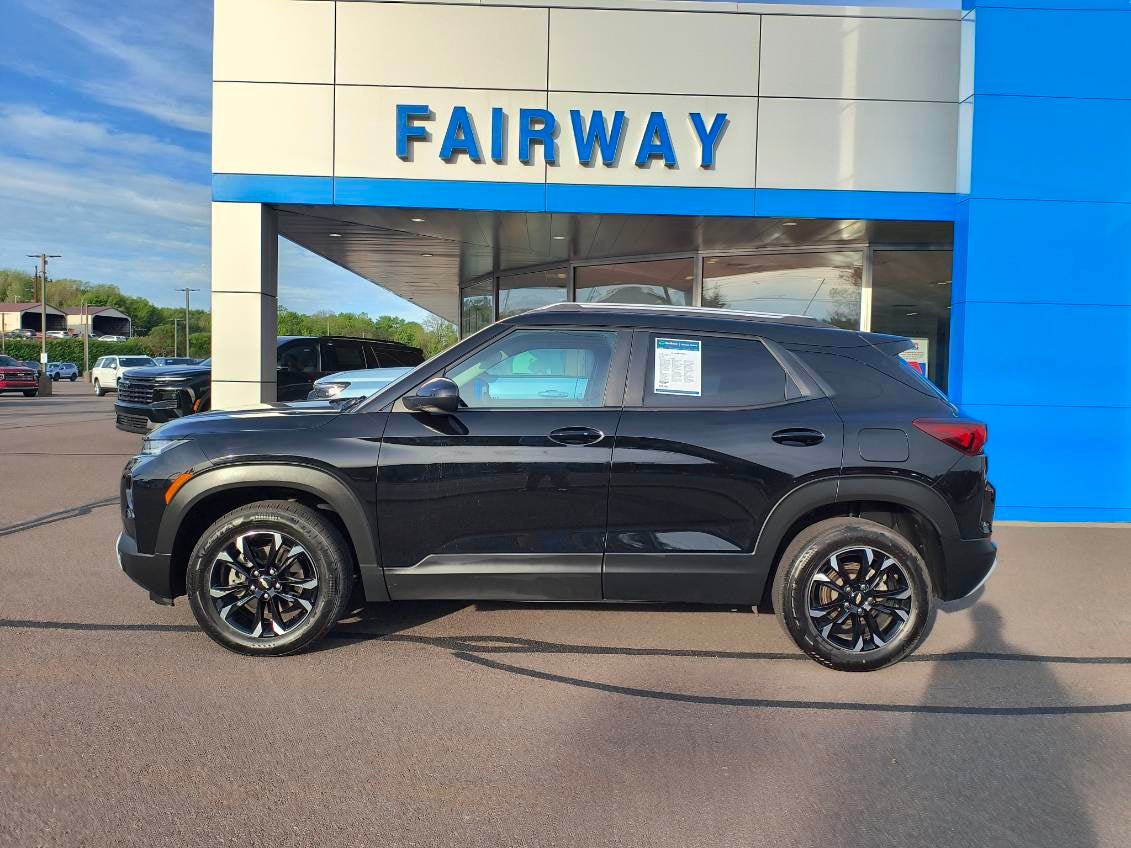 2023 Chevrolet Trailblazer LT in Mosaic Black Metallic — front three-quarter view